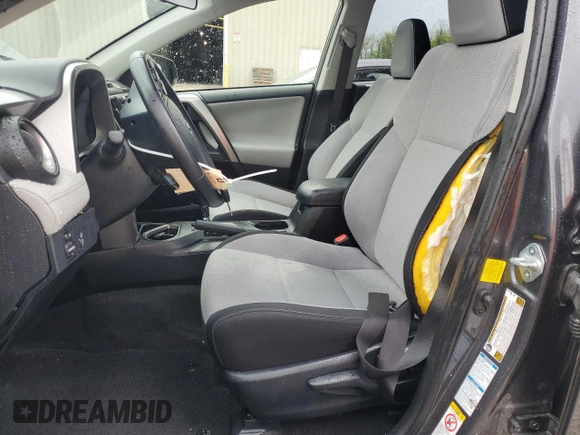 2016 Toyota RAV4 XLE с VIN JTMRFREV7GJ079220, выставлен на аукционе Copart как лот 54332995 с пробегом 118 068 миль миль и Списание • Salvage title. История ставок и продаж доступна на DreamBid. Изображение 7.