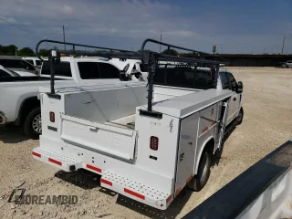 2020 Ford F-350 Lariat z VIN 1FD8W3G68LEE47935, wystawiony jako Copart lot #71659684 z przebiegiem Nie podano mil oraz Szkoda całkowita • Salvage title. Historia ofert i sprzedaży dostępna na DreamBid. Obrazek 3.