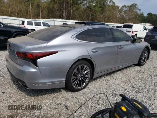 2022 Lexus LS with VIN JTHD51FF3N5015721, listed as a Copart auction lot 75133544 with 4,975 mi miles and Salvage Title. Bid and sale history available at carsss.com. Image 3.