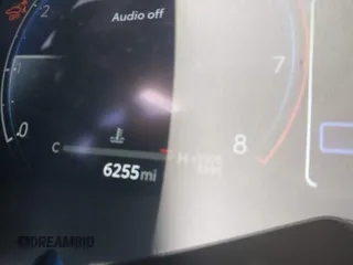 2024 Toyota Highlander LE z VIN 5TDKDRAH7RS534256, wystawiony jako IAAI lot #41609608 z przebiegiem 6 255 mil mil oraz . Historia ofert i sprzedaży dostępna na DreamBid. Obrazek 16.