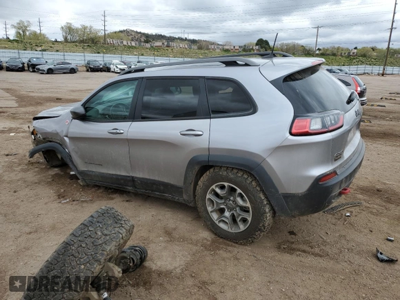 2021 Jeep Cherokee Trailhawk with VIN 1C4PJMBX2MD143446, listed as a Copart auction lot 55166945 with 83,841 mi miles and Salvage title. Bid and sale history available at DreamBid. Image 2.