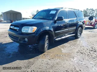 2006 Toyota Sequoia Limited with VIN 5TDBT48AX6S263316, listed as a IAAI auction lot 41559979 with 401,207 mi miles. Bid and sale history available at carsss.com. Image 17.
