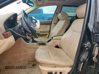2001 BMW 5 Series 530i z VIN WBADT63451CF13044, wystawiony jako Copart lot #59404495 z przebiegiem Nie podano mil oraz Szkoda całkowita • Salvage title. Historia ofert i sprzedaży dostępna na DreamBid. Obrazek 7.