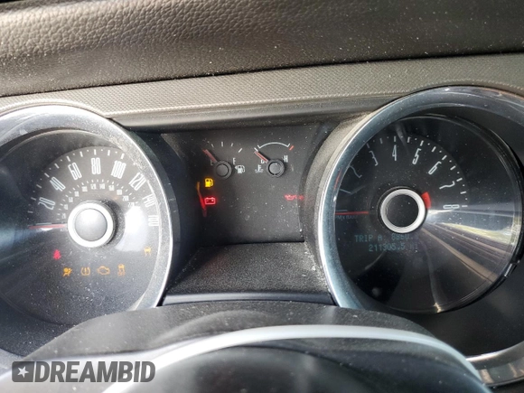 2014 Ford Mustang V6 with VIN 1ZVBP8AM9E5252325, listed as a Copart auction lot 49442065 with 211,305 mi miles and Salvage Title. Bid and sale history available at DreamBid. Image 9.