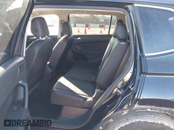 2019 Volkswagen Tiguan SE with VIN 3VV3B7AX9KM135037, listed as a IAAI auction lot 41527344 with 146,630 mi miles and . Bid and sale history available at DreamBid. Image 8.