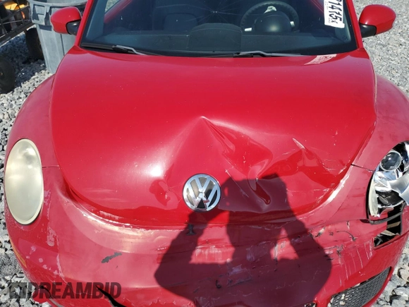 2010 Volkswagen Beetle с VIN 3VWPW3AG8AM017389, выставлен на аукционе Copart как лот 55821415 с пробегом 117 861 миль миль и Списание • Salvage title. История ставок и продаж доступна на DreamBid. Изображение 11.