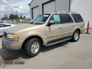 1999 Lincoln Navigator z VIN 5LMPU28L5XLJ08032, wystawiony jako Copart lot #57161235 z przebiegiem Nie podano mil oraz Szkoda całkowita • Salvage title. Historia ofert i sprzedaży dostępna na DreamBid. Obrazek 1.