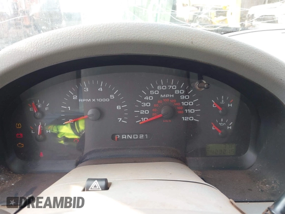 2007 Ford F-150 STX with VIN 1FTRX12W57FB35590, listed as a IAAI auction lot 41518237 with 242,321 mi miles and . Bid and sale history available at DreamBid. Image 7.