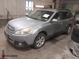 2014 Subaru Outback 2.5i Premium with VIN 4S4BRBCC1E3227506, listed as a IAAI auction lot 41707843 with 126,493 mi miles. Bid and sale history available at carsss.com. Image 2.