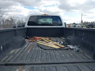 2016 Ford F-250 XLT с VIN 1FTBF2B61GEB11867, выставлен на аукционе IAAI как лот 41858547 с пробегом 96 059 миль миль и . История ставок и продаж доступна на DreamBid. Изображение 8.
