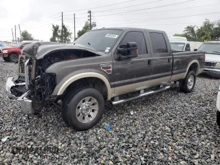 2008 Ford F-350 XL z VIN 1FTWW31R28EA31935, wystawiony jako Copart lot #56000565 z przebiegiem 336 810 mil mil oraz Szkoda całkowita • Salvage title. Historia ofert i sprzedaży dostępna na DreamBid. Obrazek 1.