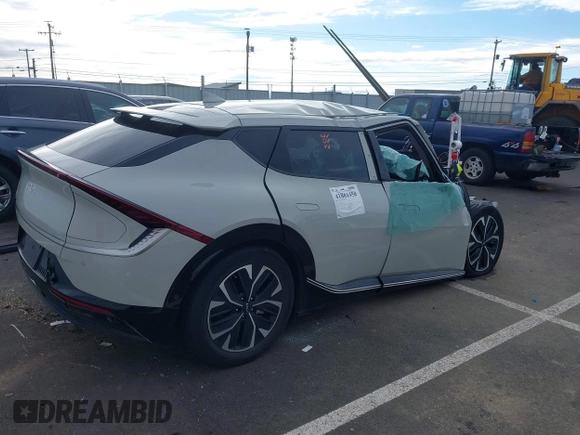 2022 Kia EV6 Wind with VIN KNDC3DLC1N5053043, listed as a IAAI auction lot 41861450 with Not Provided miles and . Bid and sale history available at DreamBid. Image 4.