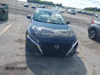 2024 Nissan Altima SV with VIN 1N4BL4DV9RN388218, listed as a IAAI auction lot 42670071 with 33,247 mi miles and . Bid and sale history available at DreamBid. Image 6.