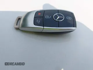 2017 Mercedes-Benz E 300 Luxury с VIN WDDZF4KB2HA012027, выставлен на аукционе IAAI как лот 42490873 с пробегом 95 361 миль миль и . История ставок и продаж доступна на DreamBid. Изображение 11.