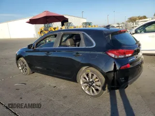 2018 Hyundai Elantra GT Sport with VIN KMHH55LC1JU038950, listed as a Copart auction lot 76299314 with 122,436 mi miles and Clean Title. Bid and sale history available at carsss.com. Image 2.