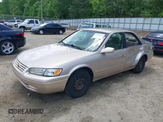 1997 Toyota Camry LE z VIN 4T1BG22K7VU818805, wystawiony jako IAAI lot #42105925 z przebiegiem 140 960 mil mil oraz . Historia ofert i sprzedaży dostępna na DreamBid. Obrazek 17.