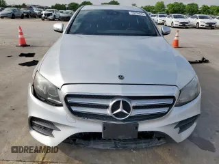 2017 Mercedes-Benz E 300 Luxury with VIN WDDZF4KB5HA255220, listed as a Copart auction lot 55328075 with 164,029 mi miles and Clean Title. Bid and sale history available at DreamBid. Image 5.