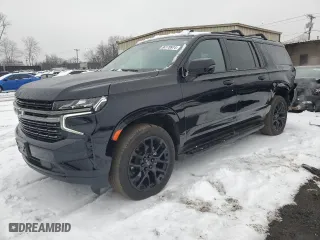 2022 Chevrolet Suburban RST with VIN 1GNSKEKL2NR344348, listed as a Copart auction lot 84170974 with 30,927 mi miles and Salvage Title. Bid and sale history available at carsss.com. Image 1.