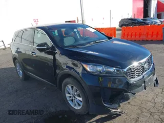 2019 Kia Sorento L with VIN 5XYPG4A36KG574285, listed as a IAAI auction lot 41647367 with 74,808 mi miles. Bid and sale history available at carsss.com. Image 6.