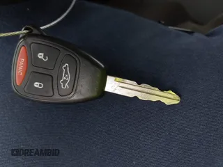 2007 Jeep Commander Sport с VIN 1J8HH48K27C501899, выставлен на аукционе IAAI как лот 42204806 с пробегом 154 919 миль миль и . История ставок и продаж доступна на DreamBid. Изображение 11.