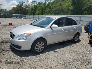 2006 Hyundai Accent GLS z VIN KMHCN46C46U060741, wystawiony jako Copart lot #59560575 z przebiegiem 93 966 mil mil oraz Szkoda całkowita • Salvage title. Historia ofert i sprzedaży dostępna na DreamBid. Obrazek 1.