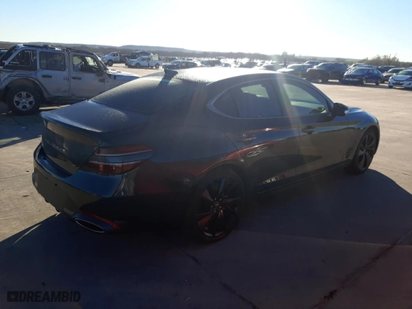 2022 Genesis G70 3.3T with VIN KMTG54TE2NU081924, listed as a Copart auction lot 80778343 with 18,277 mi miles. Bid and sale history available at carsss.com. Image 3.