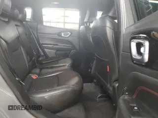 2023 Jeep Compass Trailhawk z VIN 3C4NJDDN9PT557910, wystawiony jako Copart lot #59387825 z przebiegiem 39 686 mil mil oraz Czysty tytuł • Clean title. Historia ofert i sprzedaży dostępna na DreamBid. Obrazek 10.