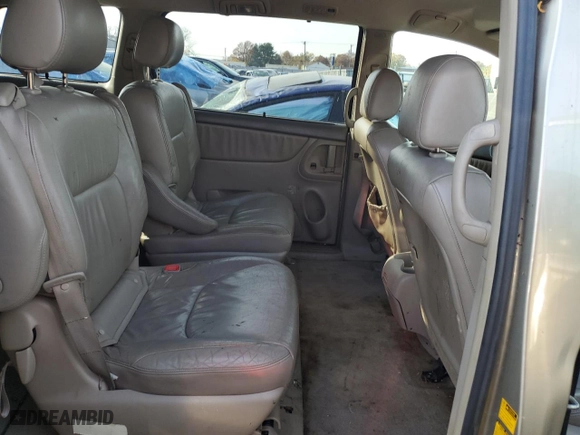 2005 Toyota Sienna XLE with VIN 5TDBA22C75S044669, listed as a Copart auction lot 51217335 with 176,241 mi miles and Non Repairable. Bid and sale history available at carsss.com. Image 10.