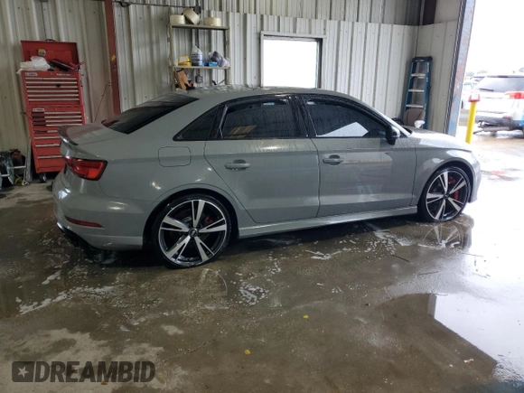 2020 Audi RS 3 z VIN WUABWGFF8LA903591, wystawiony jako Copart lot #45973395 z przebiegiem 40 443 mil mil oraz Szkoda całkowita • Salvage title. Historia ofert i sprzedaży dostępna na DreamBid. Obrazek 3.
