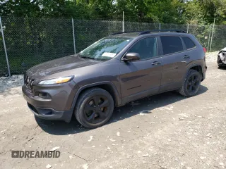 2018 Jeep Cherokee Latitude z VIN 1C4PJLCB0JD542364, wystawiony jako Copart lot #59281985 z przebiegiem 129 154 mil mil oraz Szkoda całkowita • Salvage title. Historia ofert i sprzedaży dostępna na DreamBid. Obrazek 1.