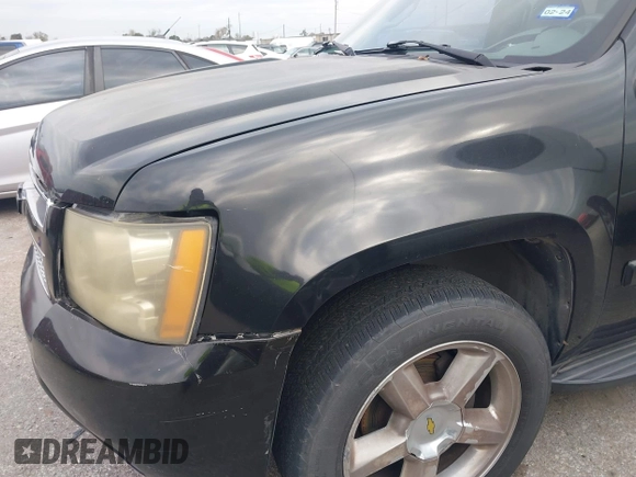 2008 Chevrolet Tahoe LTZ с VIN 1GNFC13018R151706, выставлен на аукционе IAAI как лот 41234053 с пробегом Не указан миль и . История ставок и продаж доступна на DreamBid. Изображение 6.