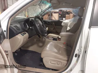 2013 Toyota Highlander Limited z VIN 5TDYK3EH1DS121622, wystawiony jako IAAI lot #42272380 z przebiegiem 191 400 mil mil oraz . Historia ofert i sprzedaży dostępna na DreamBid. Obrazek 5.