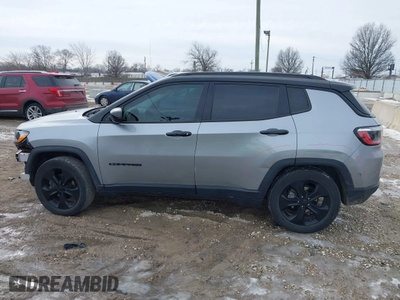 2021 Jeep Compass Latitude with VIN 3C4NJCBB2MT526500, listed as a IAAI auction lot 41642304 with 51,315 mi miles and . Bid and sale history available at carsss.com. Image 15.