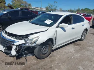 2014 Nissan Altima 2.5 S with VIN 1N4AL3AP6EN365081, listed as a IAAI auction lot 41770478 with 188,852 mi miles. Bid and sale history available at carsss.com. Image 17.