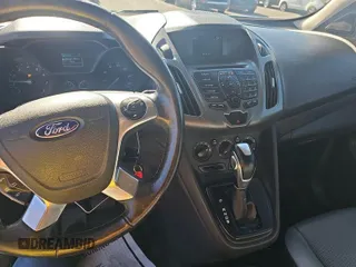2018 Ford Transit Connect XL z VIN NM0LS7E75J1347256, wystawiony jako IAAI lot #42785426 z przebiegiem 158 735 mil mil oraz . Historia ofert i sprzedaży dostępna na DreamBid. Obrazek 5.