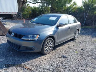 2012 Volkswagen Jetta SE с VIN 3VWDX7AJ3CM327942, выставлен на аукционе IAAI как лот 42146409 с пробегом 165 734 миль миль и . История ставок и продаж доступна на DreamBid. Изображение 2.
