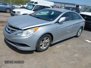 2014 Hyundai Sonata GLS with VIN 5NPEB4AC1EH818993, listed as a IAAI auction lot 42138808 with 29,059 mi miles and . Bid and sale history available at carsss.com. Image 2.