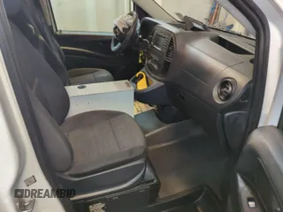 2016 Mercedes-Benz Metris Cargo with VIN WD3PG2EA3G3149996, listed as a IAAI auction lot 42154352 with 185,963 mi miles. Bid and sale history available at carsss.com. Image 1.