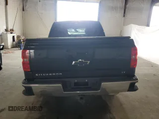 2018 Chevrolet Silverado 1500 LT with VIN 3GCUKREC2JG345482, listed as a Copart auction lot 52452445 with 100,824 mi miles and Salvage Title. Bid and sale history available at DreamBid. Image 6.