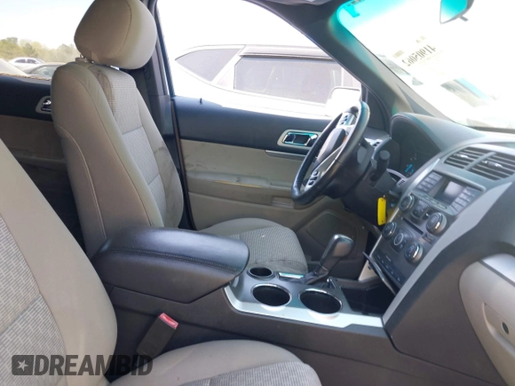 2014 Ford Explorer XLT with VIN 1FM5K7D81EGB44949, listed as a IAAI auction lot 41905062 with 282,358 mi miles. Bid and sale history available at carsss.com. Image 5.