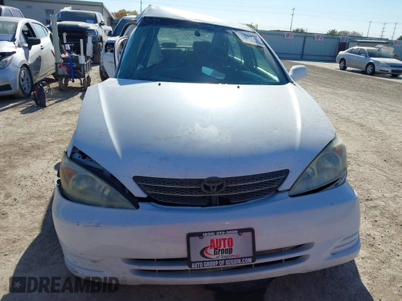 2004 Toyota Camry LE with VIN 4T1BF30KX4U065023, listed as a IAAI auction lot 41085725 with 278,218 mi miles. Bid and sale history available at carsss.com. Image 13.