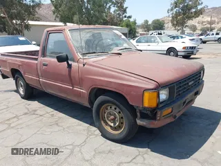 1985 Toyota Pickup with VIN JT4RN55R5F0104215, listed as a IAAI auction lot 42736522 with 223,991 mi miles and . Bid and sale history available at DreamBid. Image 1.