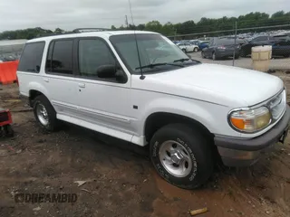 1997 Ford Explorer XLT z VIN 1FMDU35P5VUD09276, wystawiony jako IAAI lot #42221438 z przebiegiem 152 881 mil mil oraz . Historia ofert i sprzedaży dostępna na DreamBid. Obrazek 1.
