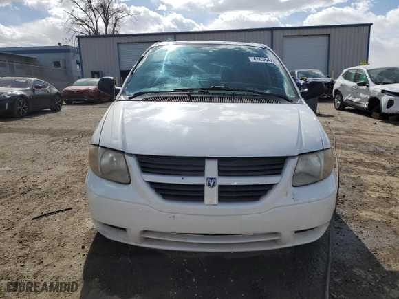 2006 Dodge Caravan SXT with VIN 1D4GP45R66B658530, listed as a Copart auction lot 44635475 with 160,994 mi miles and Salvage Title. Bid and sale history available at carsss.com. Image 5.
