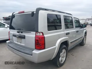 2006 Jeep Commander z VIN 1J8HH48K16C346762, wystawiony jako IAAI lot #40938740 z przebiegiem 348 396 mil mil oraz . Historia ofert i sprzedaży dostępna na DreamBid. Obrazek 4.