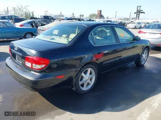 2002 Infiniti I35 Luxury with VIN JNKDA31A82T001968, listed as a IAAI auction lot 41645711 with 1 mi miles. Bid and sale history available at carsss.com. Image 4.