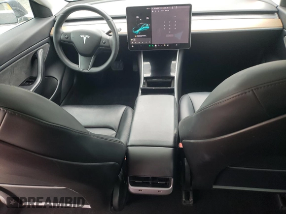 2020 Tesla Model 3 Long Range z VIN 5YJ3E1EB7LF710646, wystawiony jako Copart lot #57403355 z przebiegiem 98 080 mil mil oraz Szkoda całkowita • Salvage title. Historia ofert i sprzedaży dostępna na DreamBid. Obrazek 8.