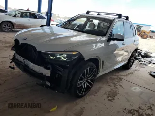 2022 BMW X5 xDrive40i z VIN 5UXCR6C03N9K88681, wystawiony jako Copart lot #63345175 z przebiegiem 44 063 mil mil oraz Szkoda całkowita • Salvage title. Historia ofert i sprzedaży dostępna na DreamBid. Obrazek 1.