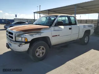 1996 Dodge Ram 1500 with VIN 3B7HF13Z3TG167034, listed as a Copart auction lot 72042524 with 211,593 mi miles and Salvage Title. Bid and sale history available at carsss.com. Image 1.