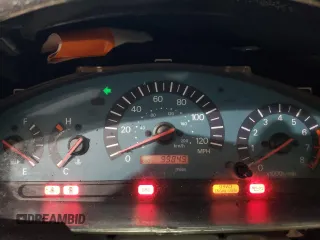 2003 Mitsubishi Galant ES z VIN 4A3AA46H93E144513, wystawiony jako Copart lot #84241744 z przebiegiem 99 849 mil mil oraz Szkoda całkowita • Salvage title. Historia ofert i sprzedaży dostępna na DreamBid. Obrazek 9.